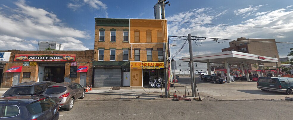 Primary Photo Of 1614 Neptune Ave, Brooklyn Office For Lease