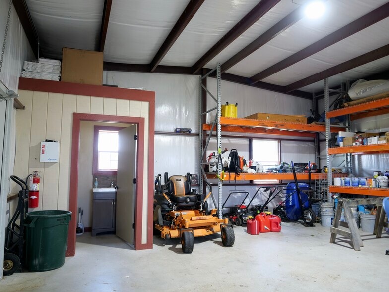 More Photos Of 4150 Highway 36 S, Brenham Shelter For Sale