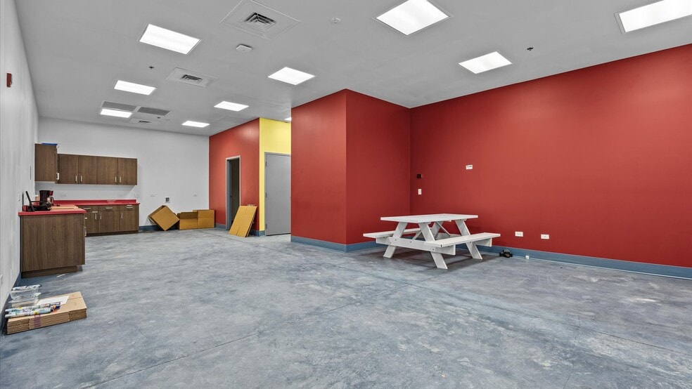 More Photos Of 584 County Road 331, Silt Distribution For Sale