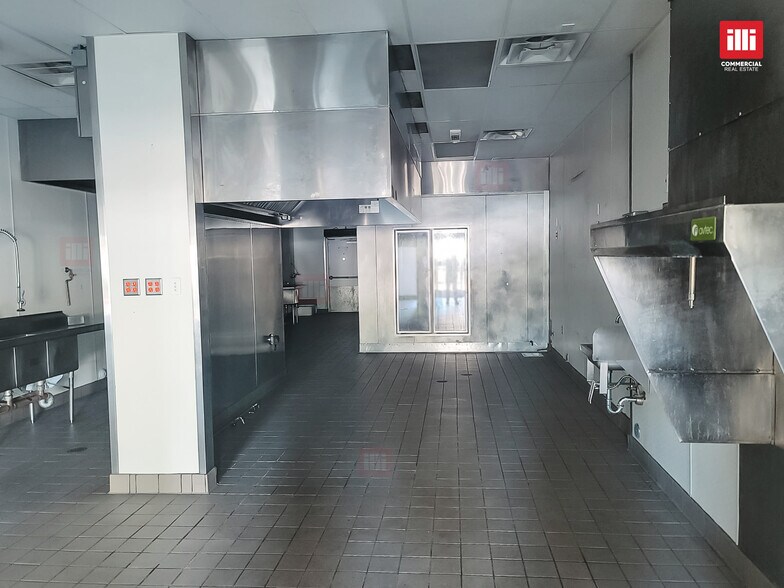 More Photos Of 10774 Jefferson Blvd, Culver City Unknown For Lease