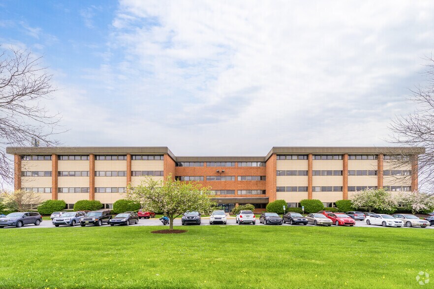 More Photos Of 961 Marcon Blvd, Allentown Office Residential For Lease