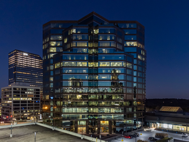 More Photos Of 3399 Peachtree Rd NE, Atlanta Office For Lease