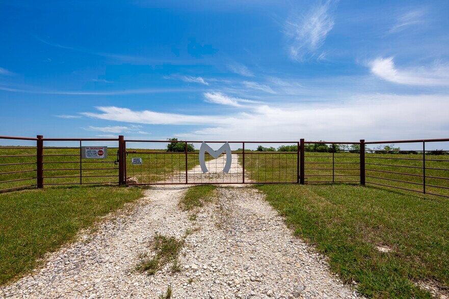 More Photos Of 4301 4301 Monroe Hwy, Granbury Land For Sale