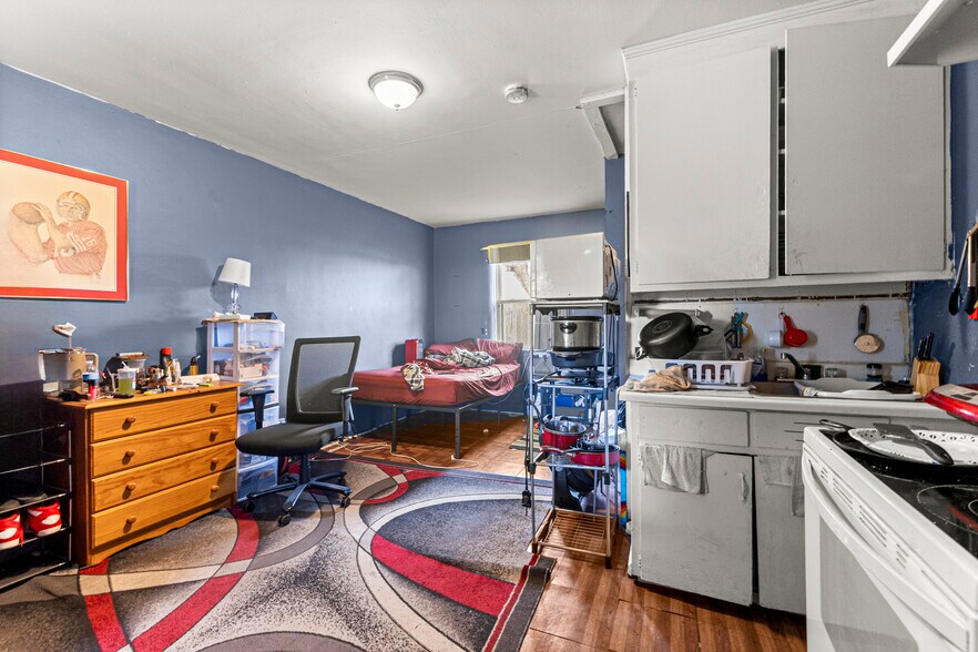 More Photos Of 228 Inkster Rd, Inkster Apartments For Sale