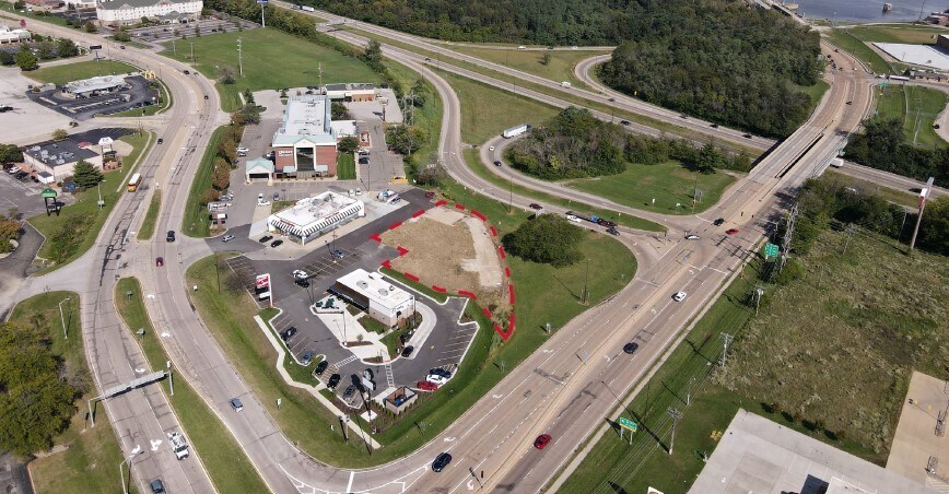 More Photos Of 3190 S Dirksen Pky, Springfield Land For Sale