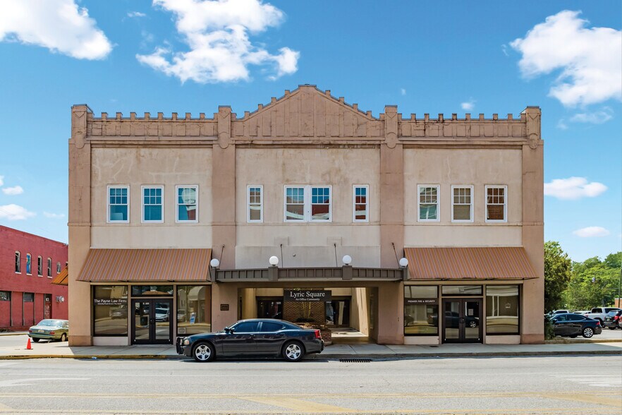 Primary Photo Of 1302 Noble St, Anniston Office Residential For Lease