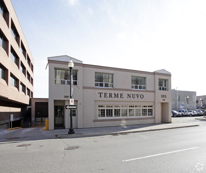 More Photos Of 256-260 Church St, Oakville General Retail For Sale