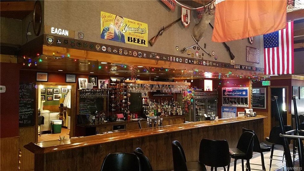 More Photos Of 418 Main St, Youngstown Restaurant For Sale