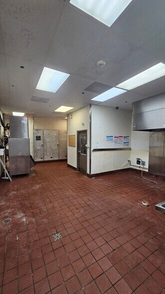More Photos Of 3701 Call Field Rd, Wichita Falls Restaurant For Lease