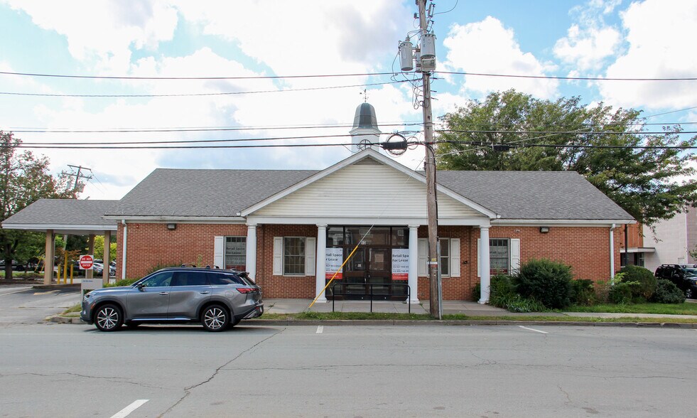 More Photos Of 13 Hammond St, Port Jervis Bank For Lease