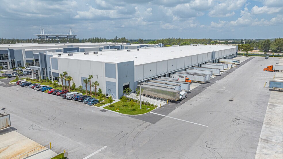 More Photos Of 1620 NW 215th St, Miami Gardens Unknown For Lease