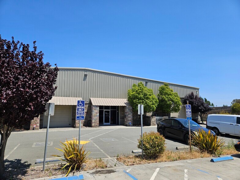 More Photos Of 2258 Central St, Richmond Warehouse For Lease