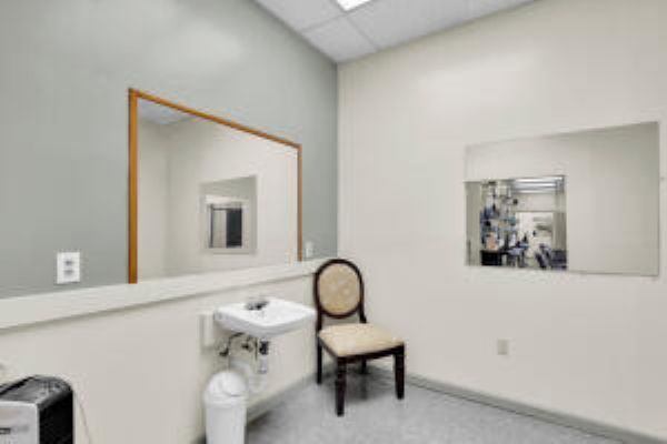 More Photos Of 5701 Overseas Hwy, Marathon Medical For Sale