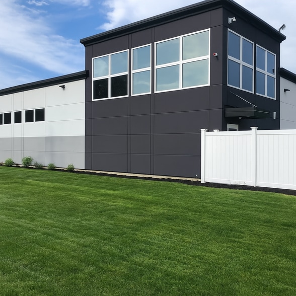 More Photos Of 111 Shrewsbury St, West Boylston Bank For Sale