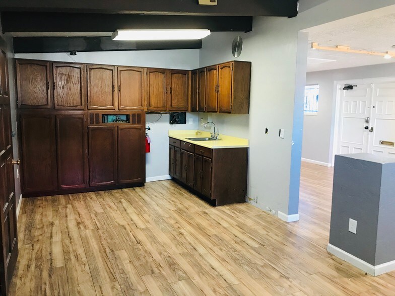 More Photos Of 3335 N 16th St, Phoenix Loft Creative Space For Lease