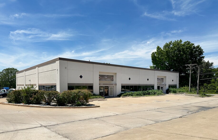 Primary Photo Of 200-212 Crafton Dr, O'Fallon Warehouse For Lease