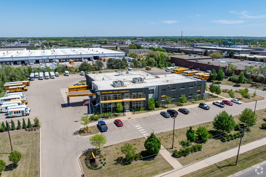 More Photos Of 9545 Penn Ave S, Bloomington Truck Terminal For Sale