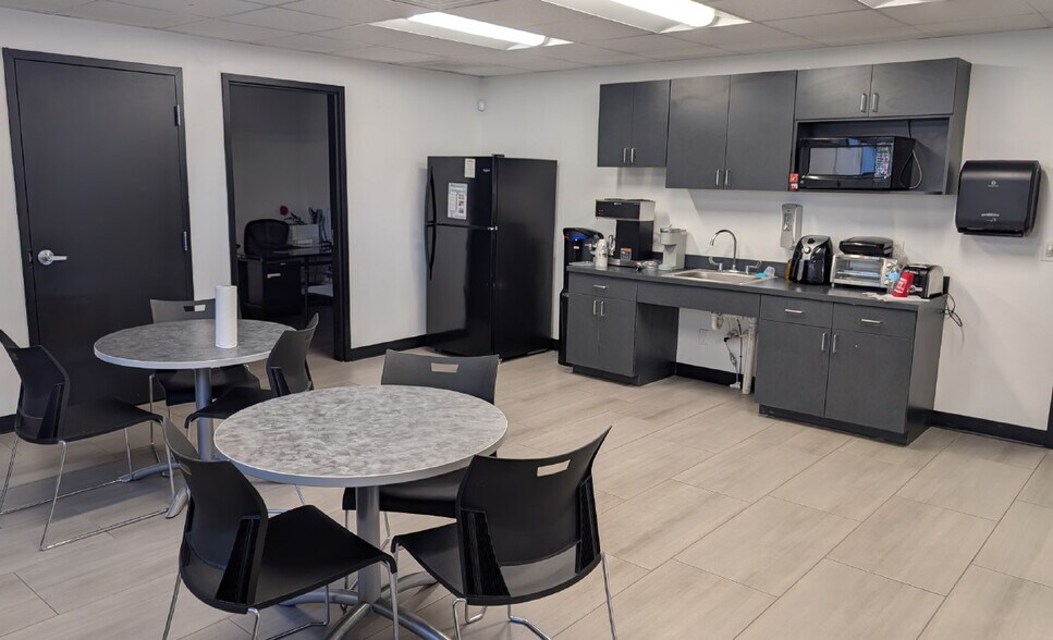 More Photos Of 5390 S US Highway 1, Fort Pierce Auto Dealership For Sale