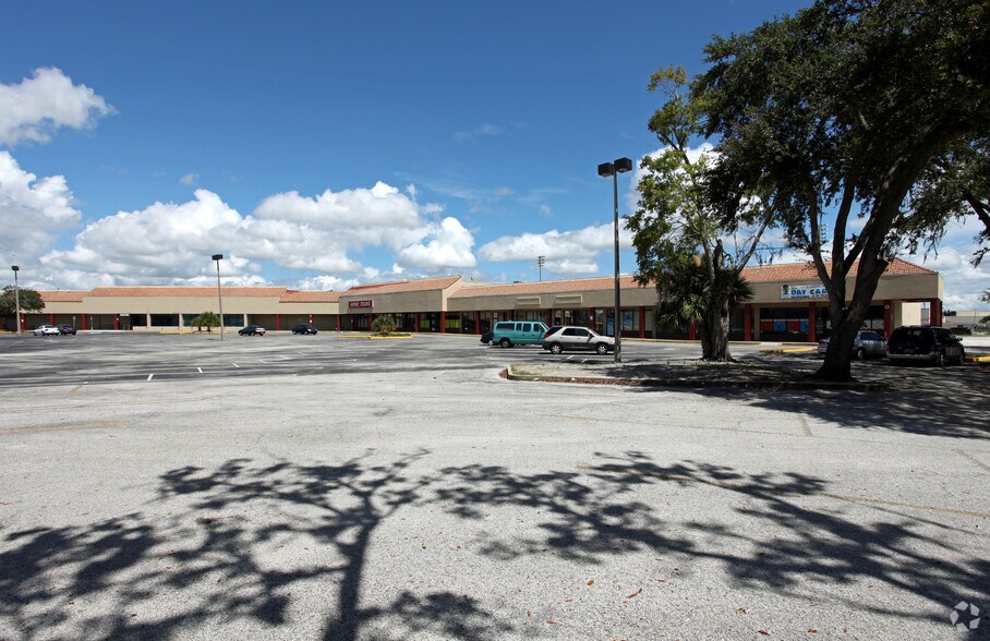 Primary Photo Of 623-665 W Lancaster Rd, Orlando Unknown For Sale