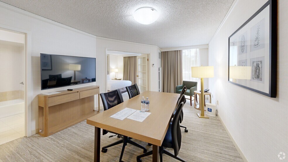 More Photos Of 6120 Peachtree Dunwoody Rd, Atlanta Hotel For Sale