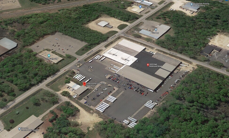 More Photos Of 2655 E Richmond St, Shawano Warehouse For Lease