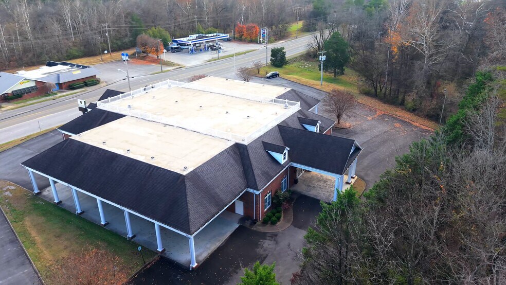 Primary Photo Of 300 Tennessee Ave, Etowah Funeral Home For Sale