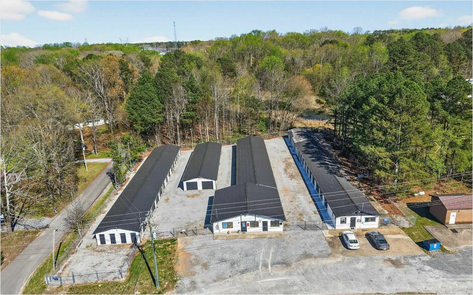 More Photos Of 9582 Heart of Dixie hwy, Arab Self Storage For Sale