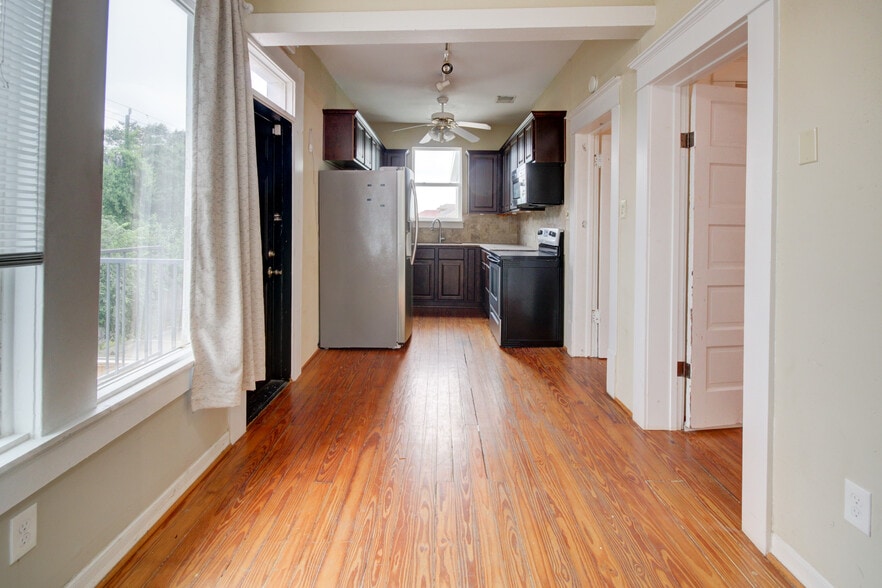 More Photos Of 239 Westheimer Rd, Houston Office Residential For Sale