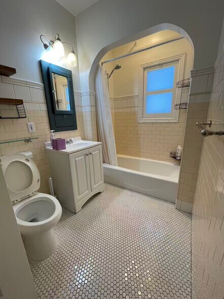 More Photos Of 638-650 Mar Vista Ave, Pasadena Apartments For Sale