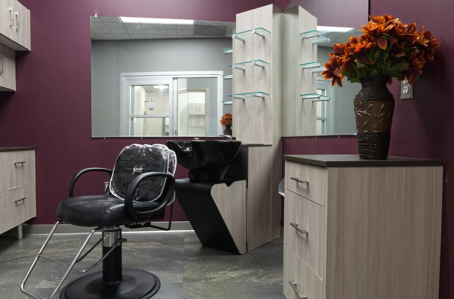 More Photos Of 6501 Grape Rd, Mishawaka Department Store For Lease