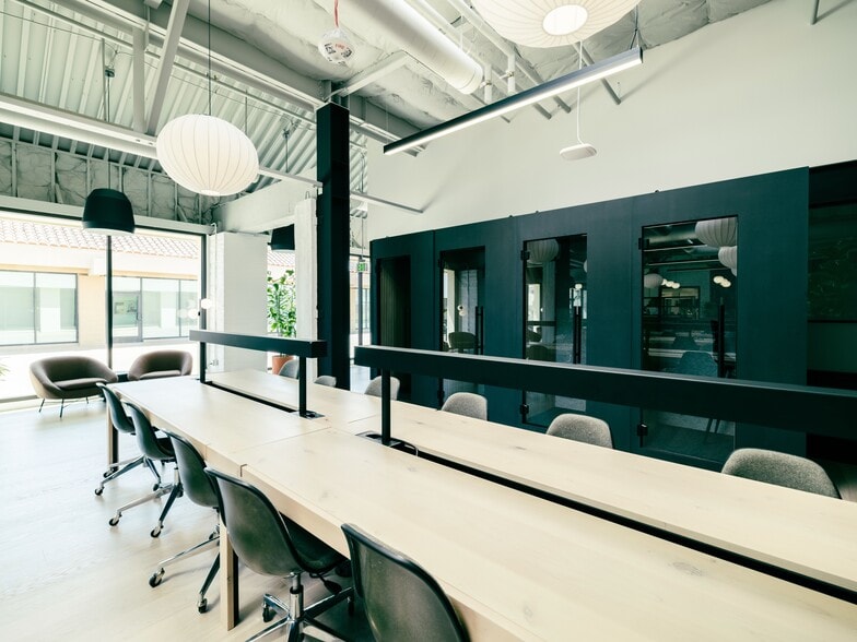 More Photos Of 17190 Bernardo Center Dr, San Diego Coworking Space