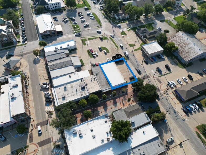 More Photos Of 201 E Washington St, Rockwall Auto Repair For Sale