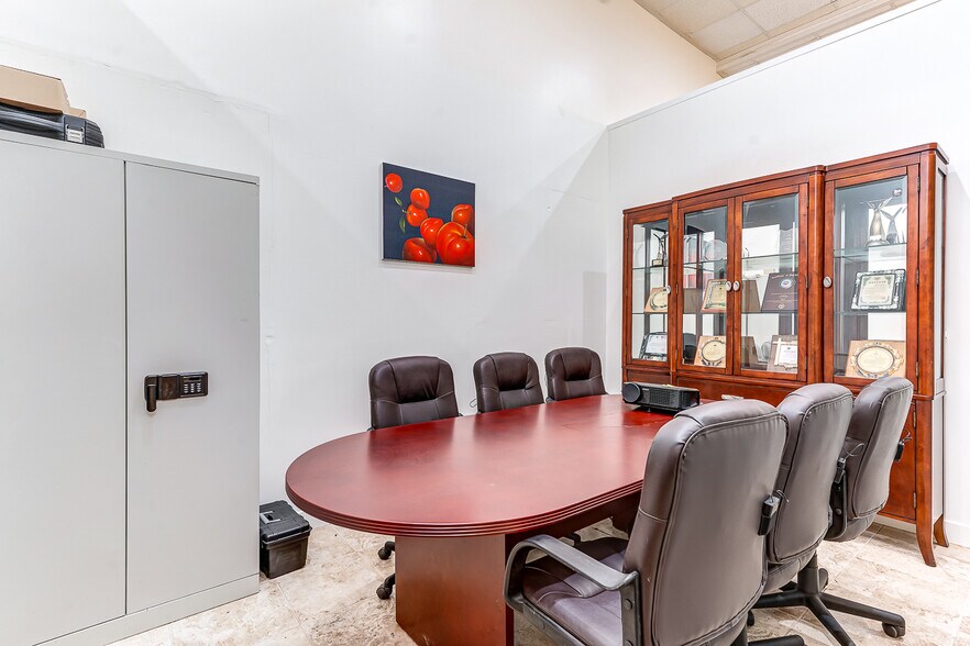 More Photos Of 702 W Holt Ave, Pomona Freestanding For Sale