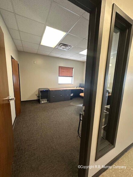 More Photos Of 2160 N Burton Ave, Springfield Truck Terminal For Lease