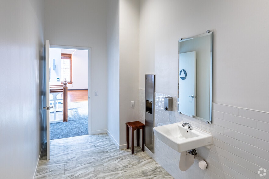 Photo of 4th Floor Ste 400