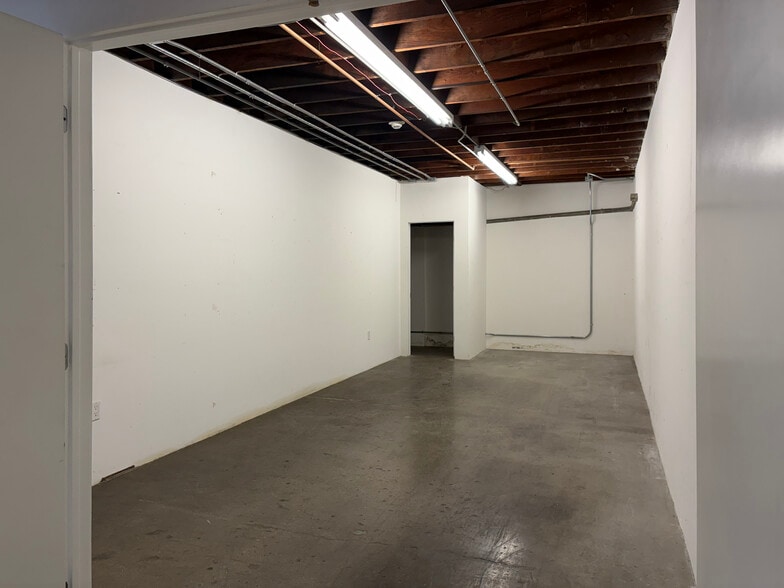 More Photos Of 3783 Union Pacific Ave, Los Angeles Warehouse For Lease