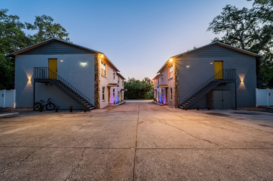 More Photos Of 7919 Lakeshore Dr, Tampa Multifamily For Sale