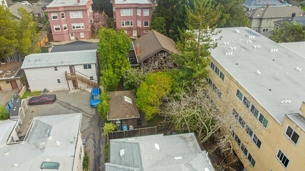 More Photos Of 2633 Regent St, Berkeley Multifamily For Sale