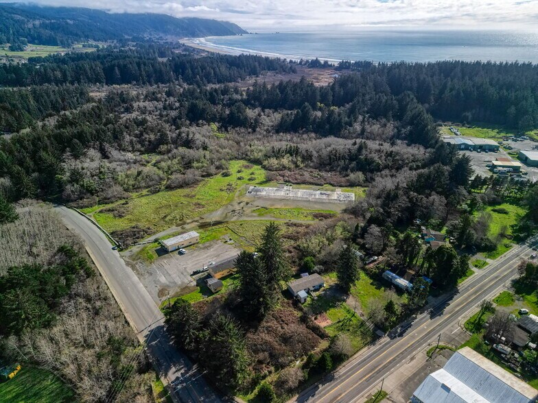 More Photos Of 645 Elk Valley Rd, Crescent City Warehouse For Sale