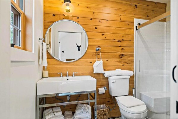 More Photos Of 10 Front St, Lake George Hospitality For Sale