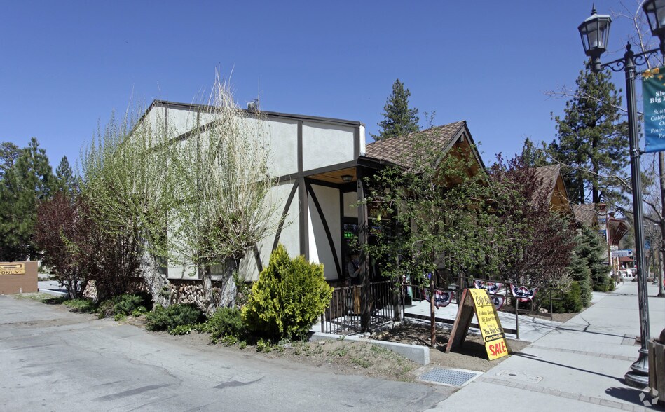 More Photos Of 560 Pine Knot Ave, Big Bear Lake Freestanding For Sale