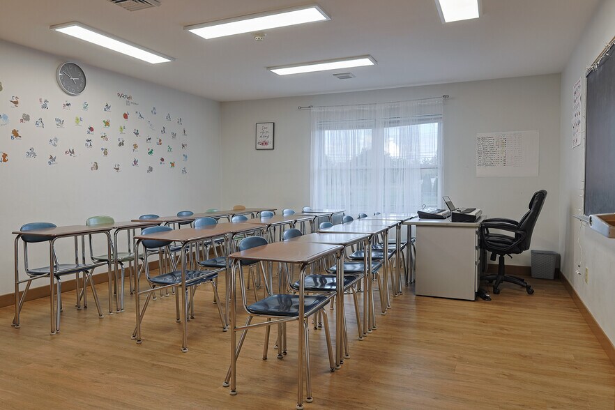 More Photos Of 261 College Hwy, Southwick Specialty For Sale