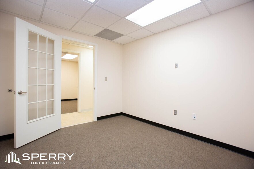 More Photos Of 3000 N Wickham Rd, Melbourne Office For Lease