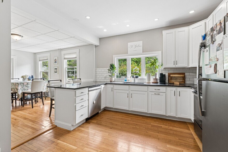 More Photos Of 850 Washington Ave, Portland Apartments For Sale