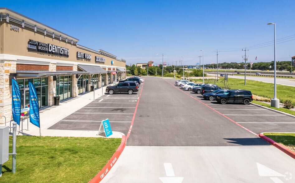 More Photos Of 24531 IH-10 West, San Antonio General Retail For Lease