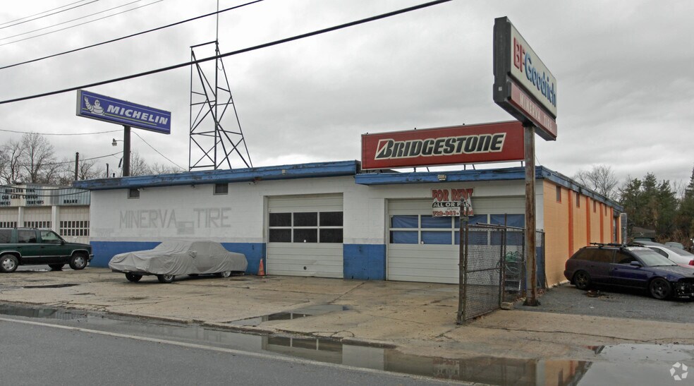 Primary Photo Of 57 Flint Rd, Toms River Flex For Lease