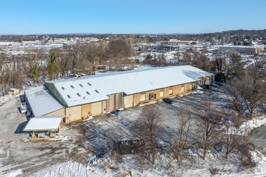 More Photos Of 750 Enterprise Way, Lancaster Manufacturing For Lease