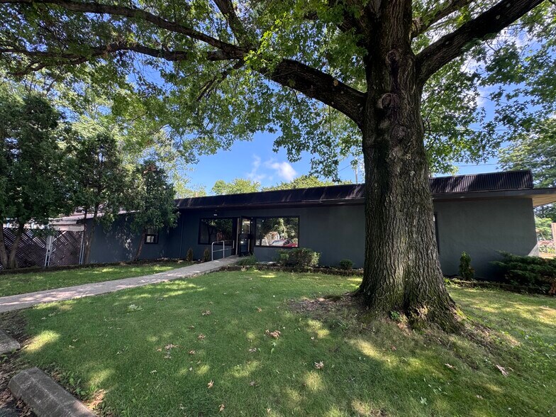 More Photos Of 285 Violet Ave, Poughkeepsie Industrial For Sale