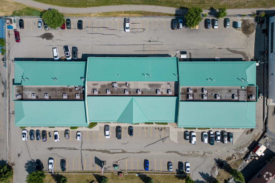 More Photos Of 2340 Pegasus Way NE, Calgary Light Distribution For Sale