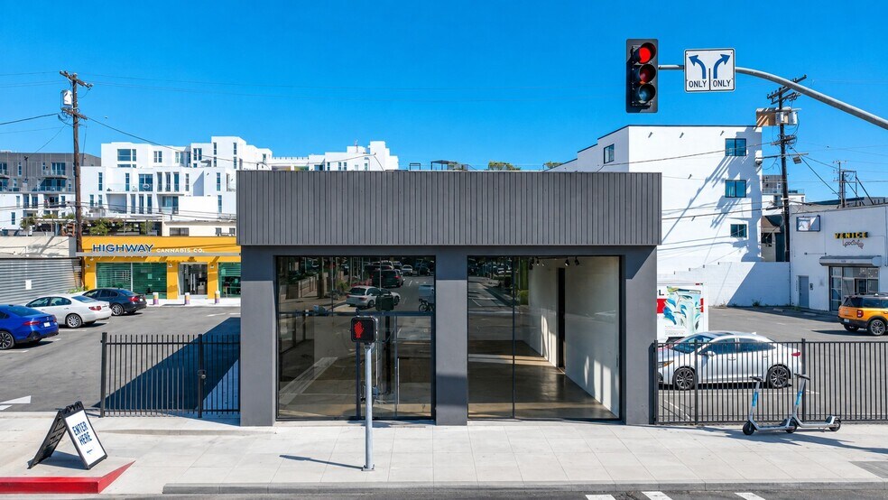 Primary Photo Of 13452 Washington Blvd, Marina del Rey Freestanding For Lease